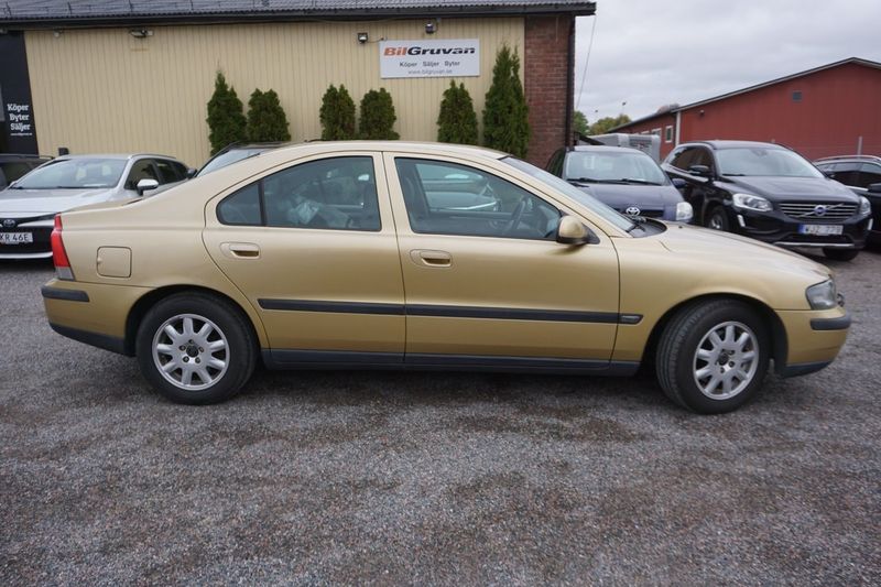 Volvo S60 bild 2