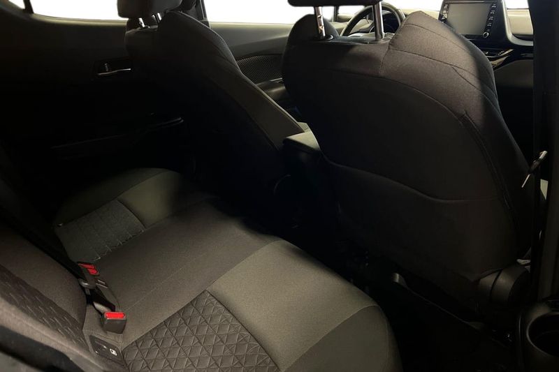 Toyota C-HR bild 9