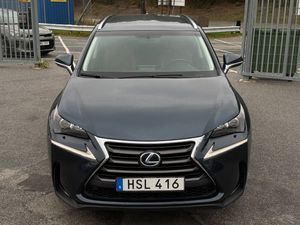 Lexus NX bild 9