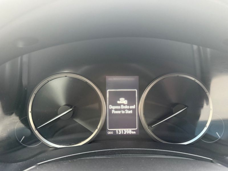 Lexus NX bild 28