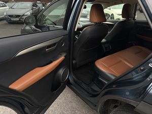 Lexus NX bild 15