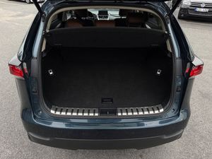 Lexus NX bild 25