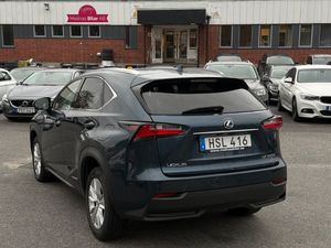 Lexus NX bild 4