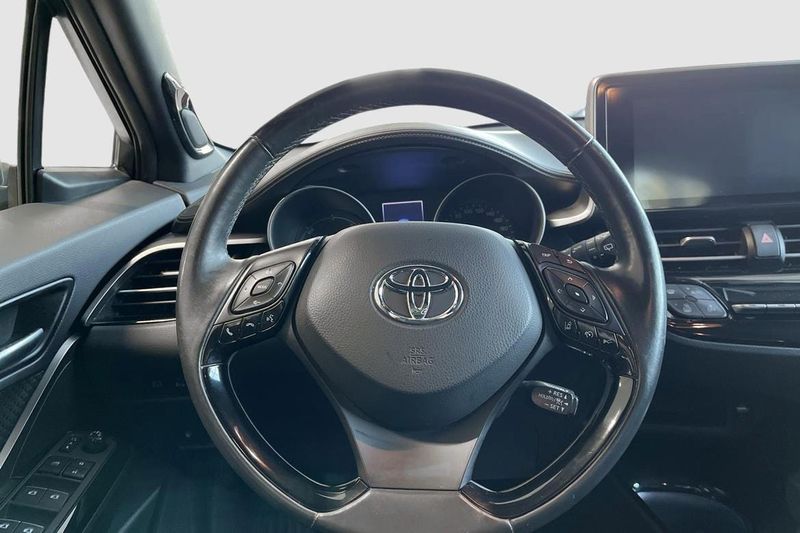 Toyota C-HR bild 12
