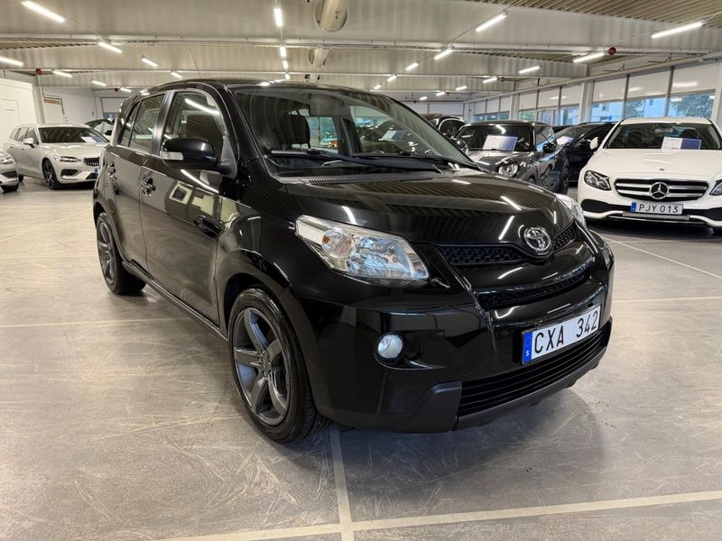 Toyota Urban Cruiser bild 2