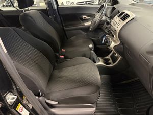 Toyota Urban Cruiser bild 8