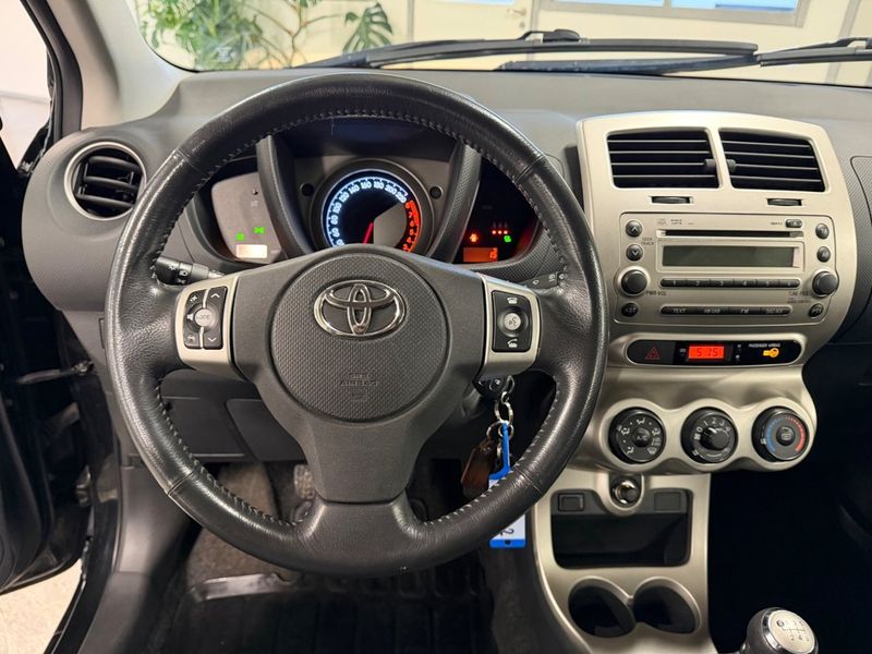 Toyota Urban Cruiser bild 10