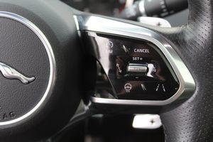 Jaguar XE bild 16
