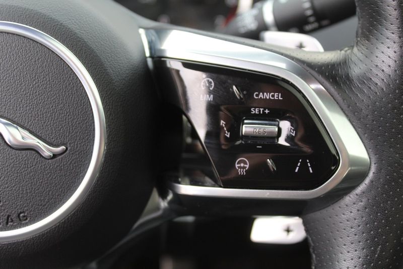 Jaguar XE bild 16