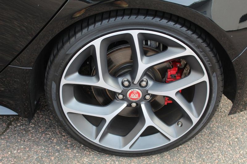Jaguar XE bild 9