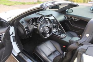 Jaguar F-Type bild 4