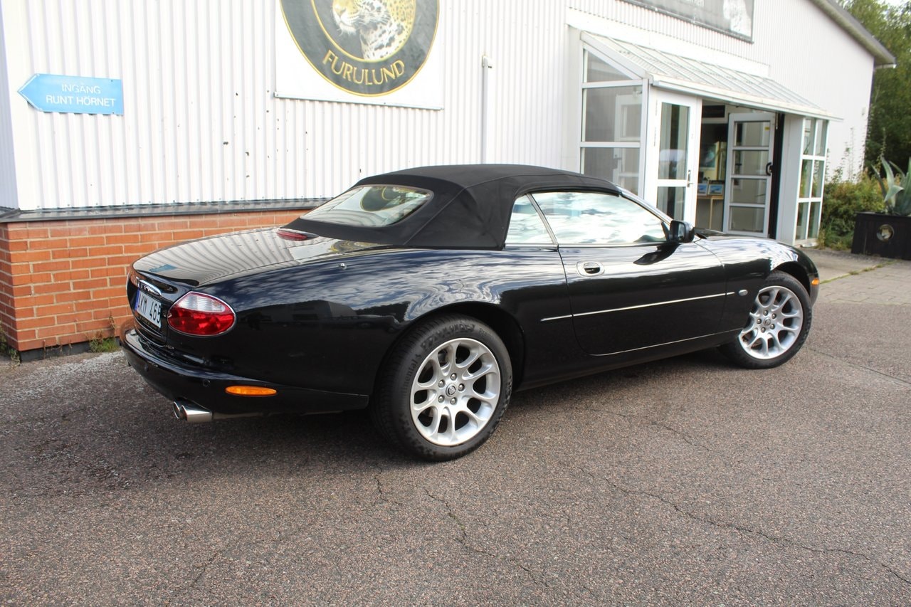 Jaguar XK