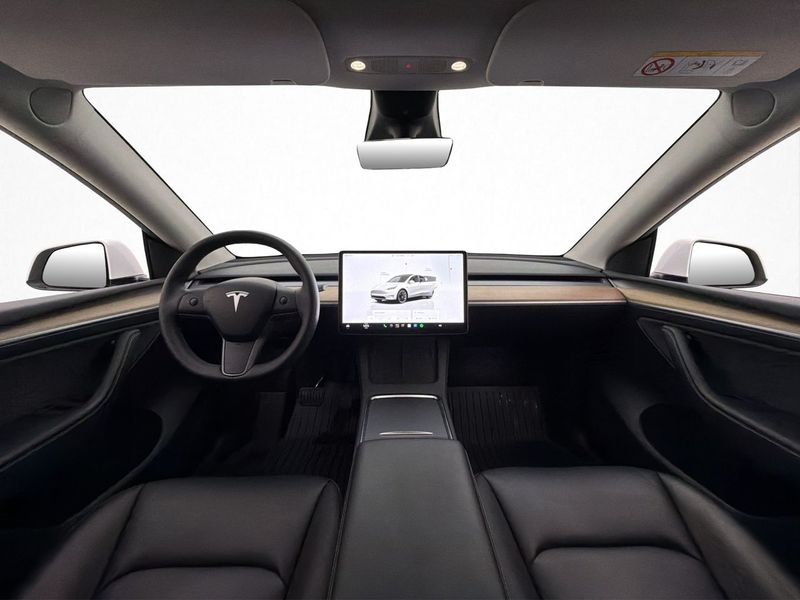 Tesla Model Y bild 15