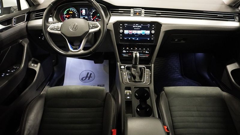 Volkswagen Passat bild 11