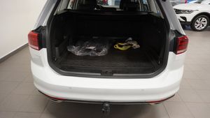 Volkswagen Passat bild 8