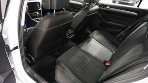 Volkswagen Passat bild 10