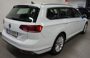 Volkswagen Passat bild 4