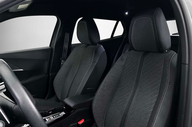 Peugeot 2008 bild 8