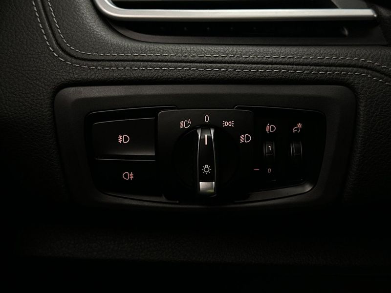 BMW 220 bild 13