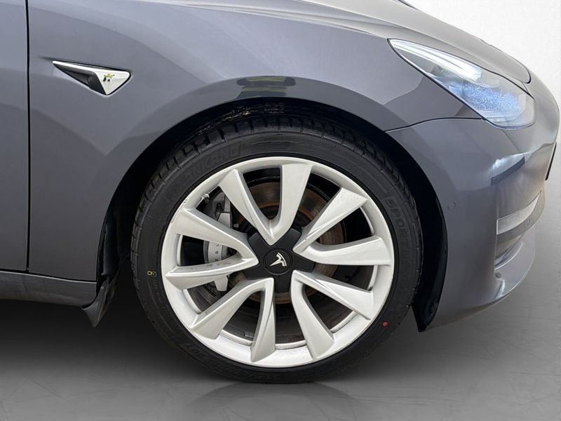 Tesla Model 3 bild 34
