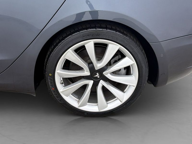 Tesla Model 3 bild 36