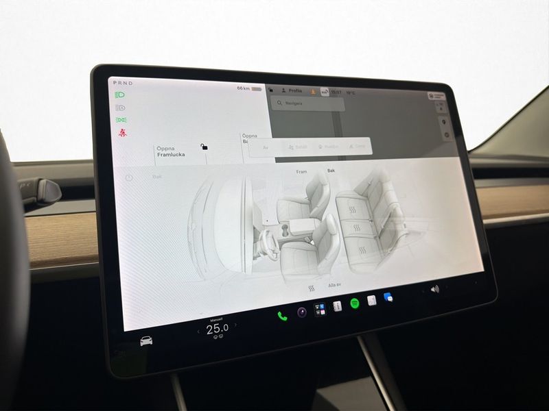 Tesla Model 3 bild 23