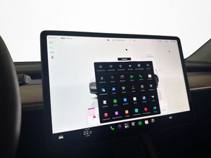 Tesla Model Y bild 22