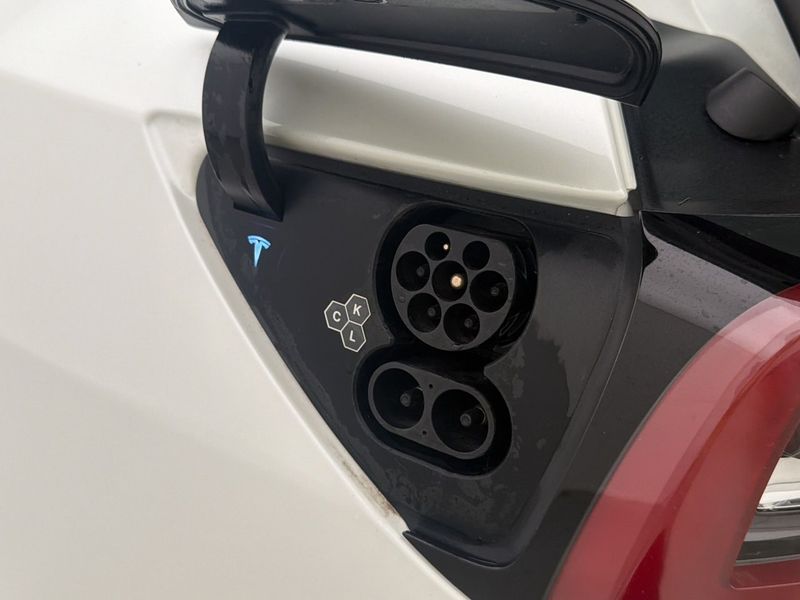 Tesla Model Y bild 34