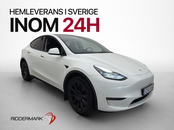 Tesla Model Y Long Range AWD Svensksåld Drag Panorama - 2023