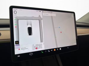 Tesla Model Y bild 19