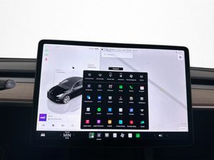 Tesla Model Y bild 21
