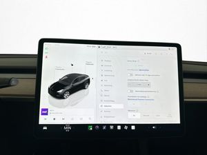 Tesla Model Y bild 25