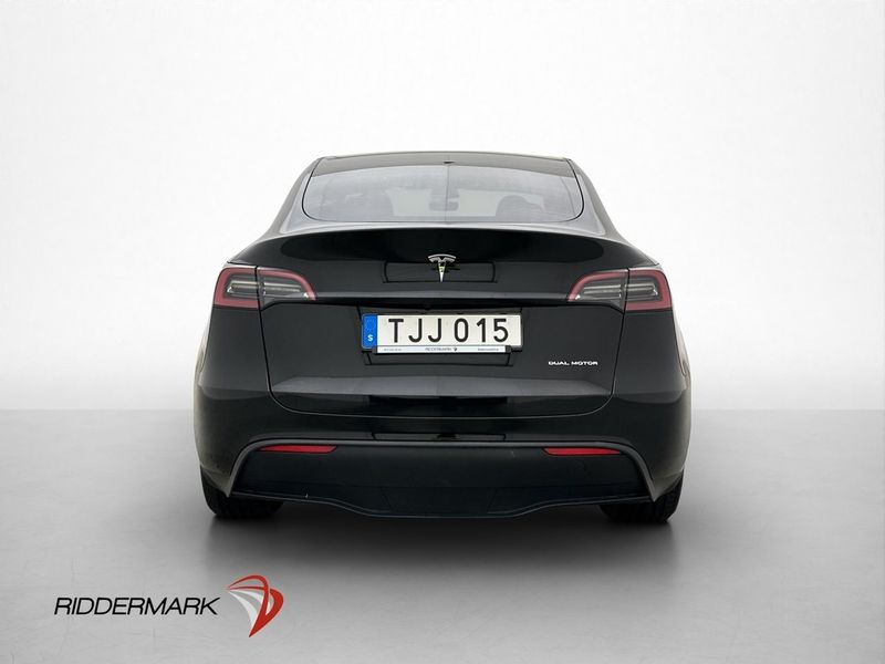 Tesla Model Y bild 8