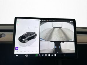 Tesla Model Y bild 18