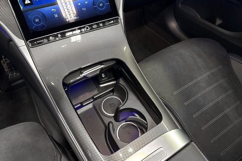 Mercedes GLC300 bild 17