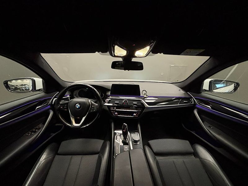 BMW 520 bild 16