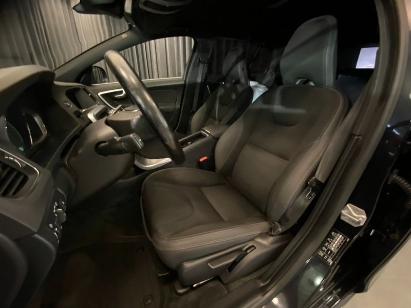 Volvo V60 bild 7