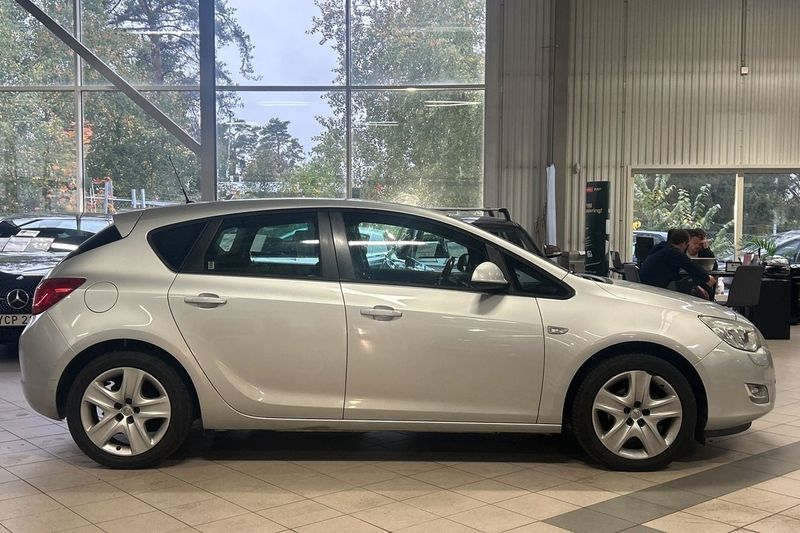 Opel Astra bild 11
