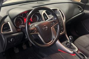 Opel Astra bild 12
