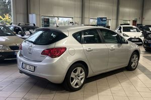 Opel Astra bild 7