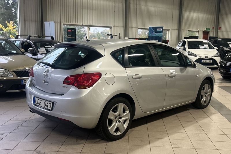 Opel Astra bild 7