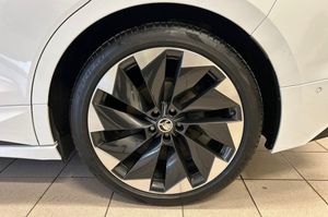 Skoda Enyaq bild 13