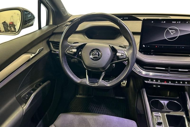Skoda Enyaq bild 8