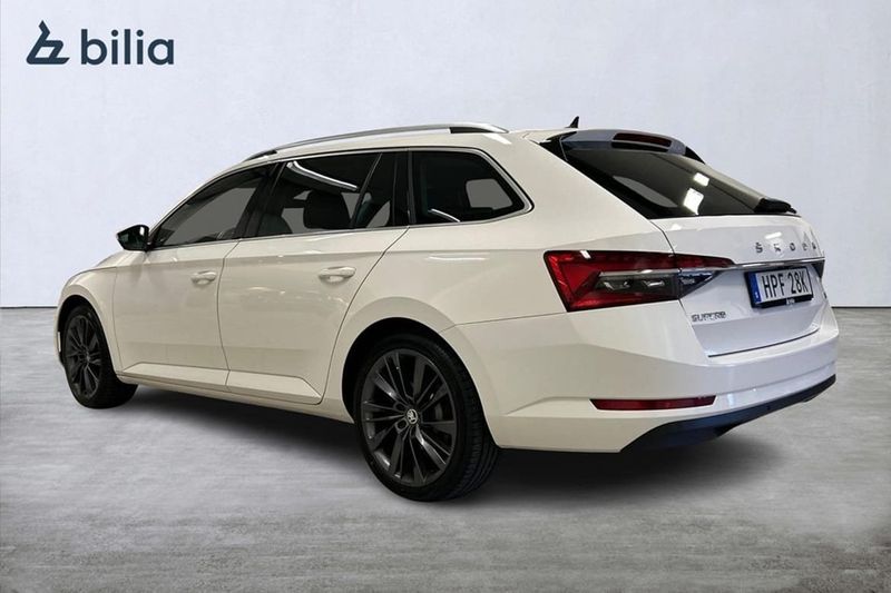Skoda Superb bild 2
