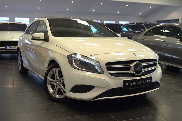 Mercedes A180 CDI Urban Ponorama Drag Backkamera Auto - 2013