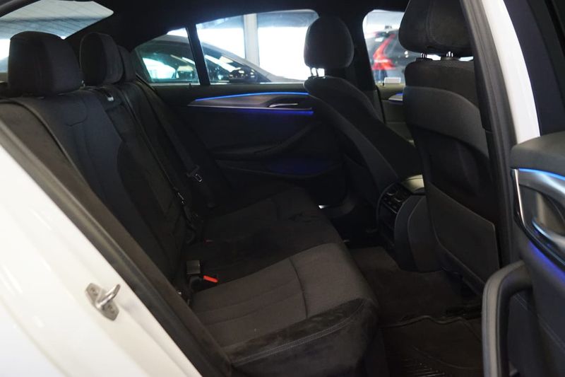 BMW 530 bild 24