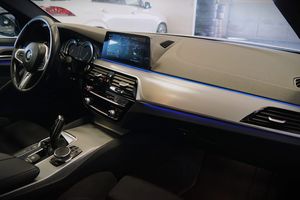 BMW 530 bild 20