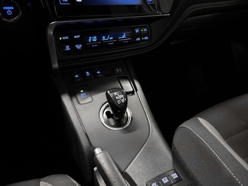 Toyota Auris bild 18