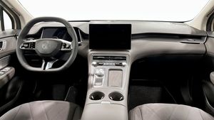 MG S6 EV bild 4