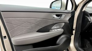 MG S6 EV bild 11